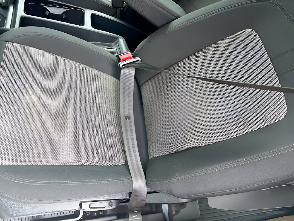 Used 2023 Ford Transit Connect XL FWD image 18