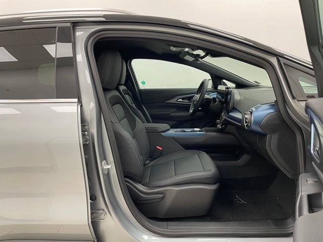 New 2026 Chevrolet Equinox EV LT image 14