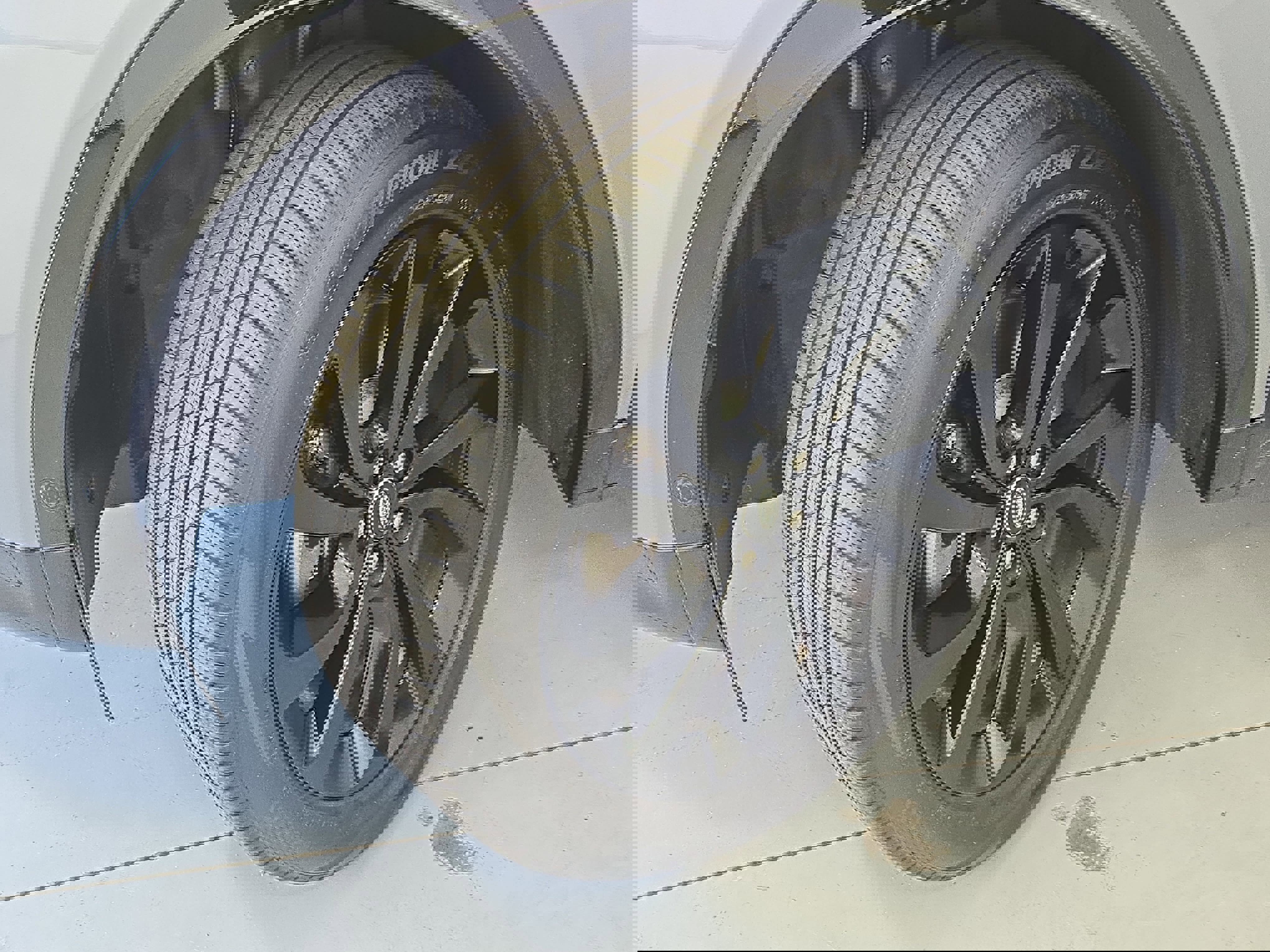 Used 2024 Land Rover Discovery Sport Dynamic SE image 32