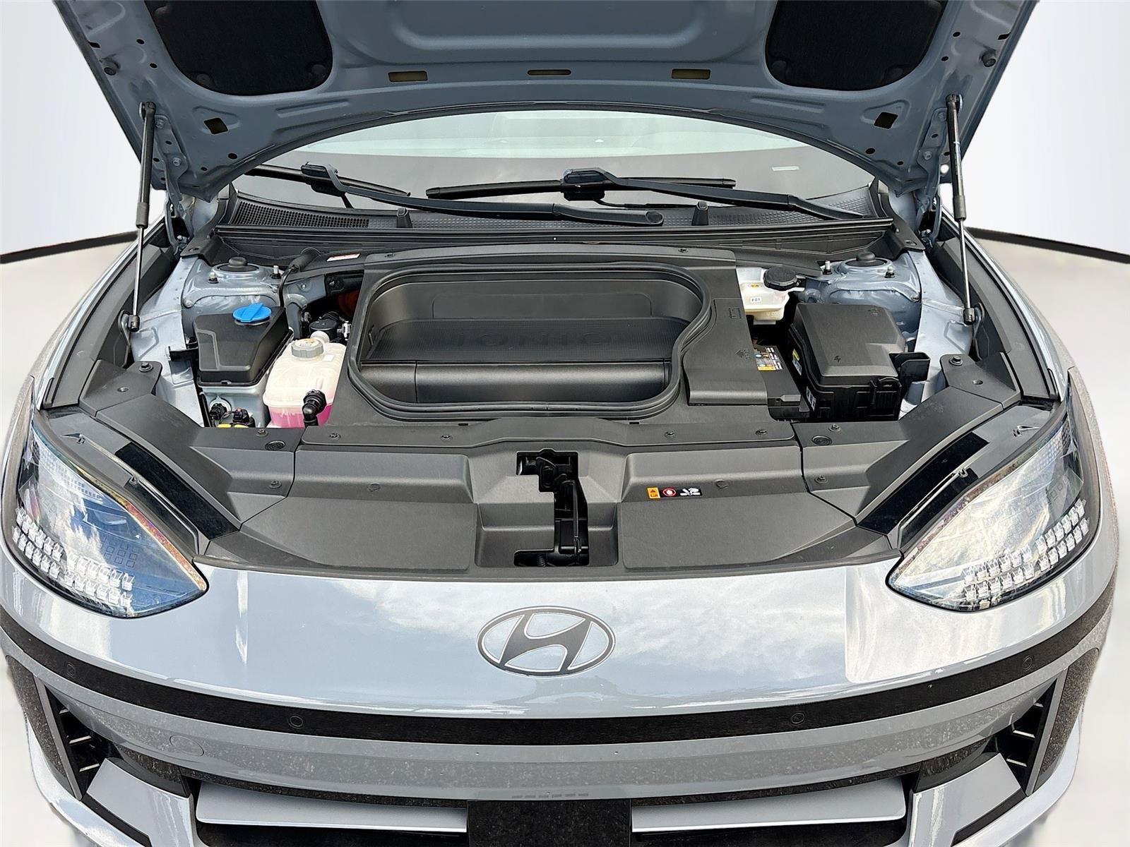 Used 2023 Hyundai Ioniq 6 SE w/ Cargo Package RWD image 33
