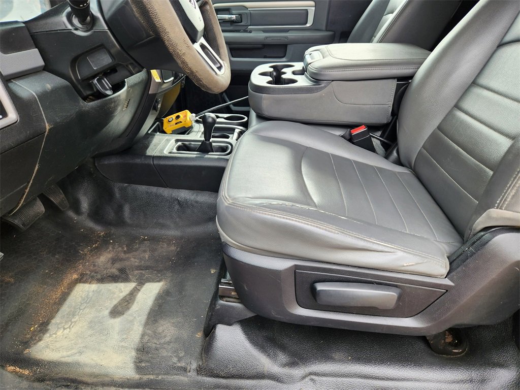 Used 2017 RAM 5500 Tradesman w/ Power & Remote Entry Group image 7