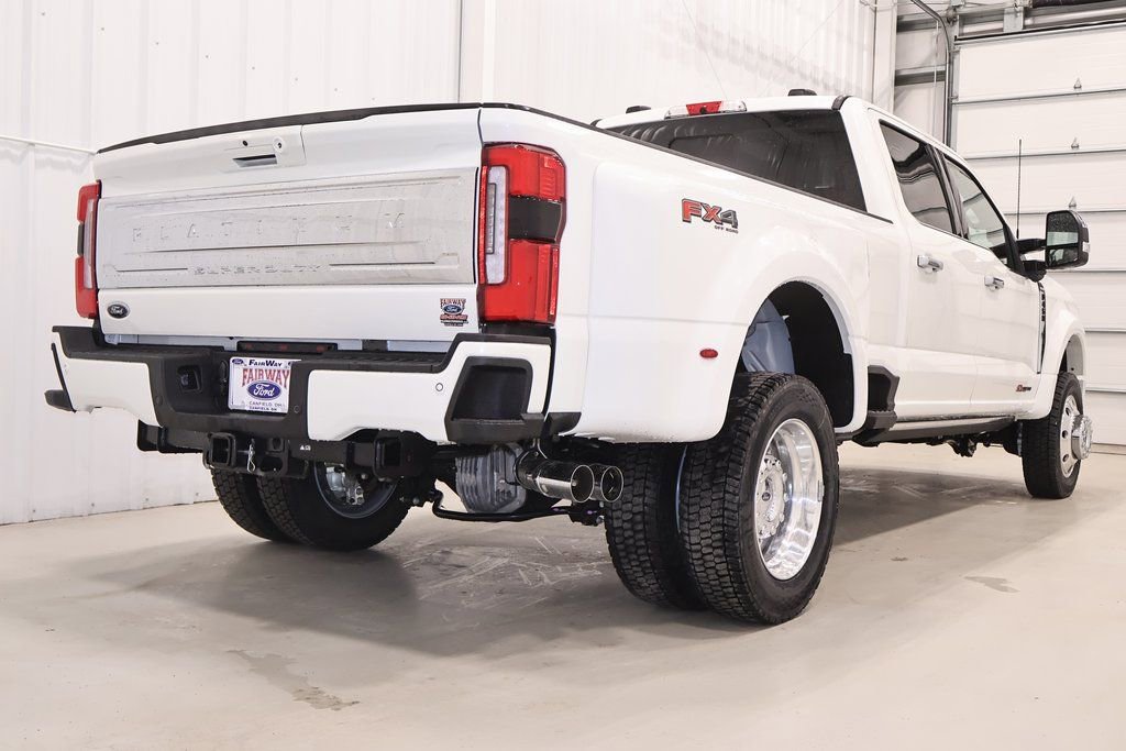 New 2026 Ford F450 Platinum w/ Platinum Plus Package image 9