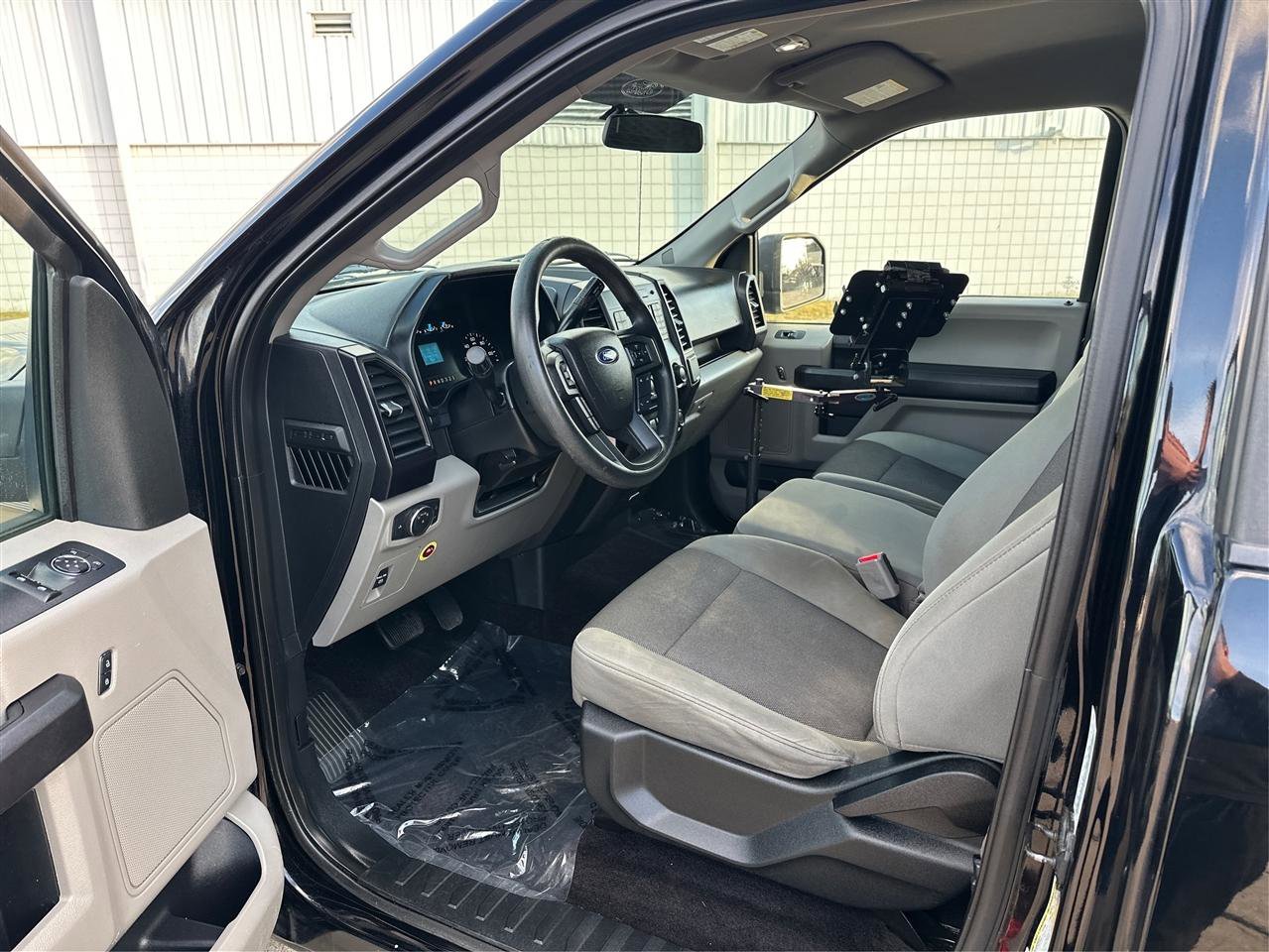 Used 2017 Ford F150 XL w/ XL Power Equipment Group AWD/4WD image 9