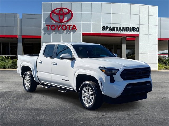 Used 2025 Toyota Tacoma SR5 image 1