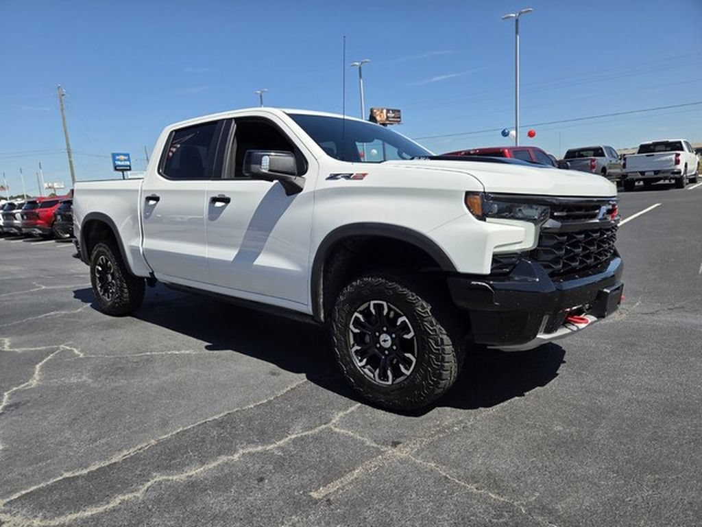 Used 2024 Chevrolet Silverado 1500 ZR2 w/ Technology Package AWD/4WD image 10
