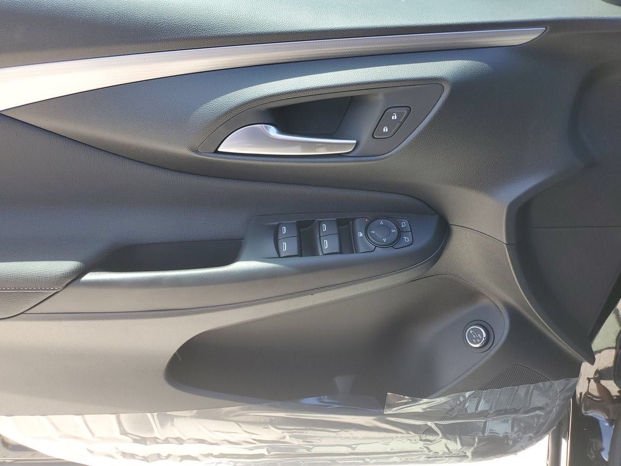 New 2026 Buick Envista Sport Touring FWD image 16