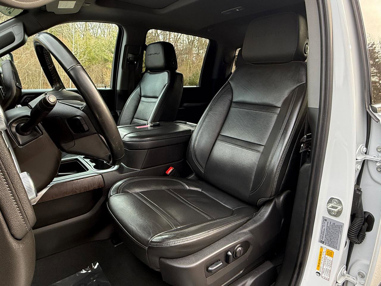 Used 2023 GMC Sierra 2500 Denali image 18