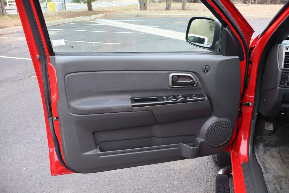 Used 2005 Chevrolet Colorado LS image 23