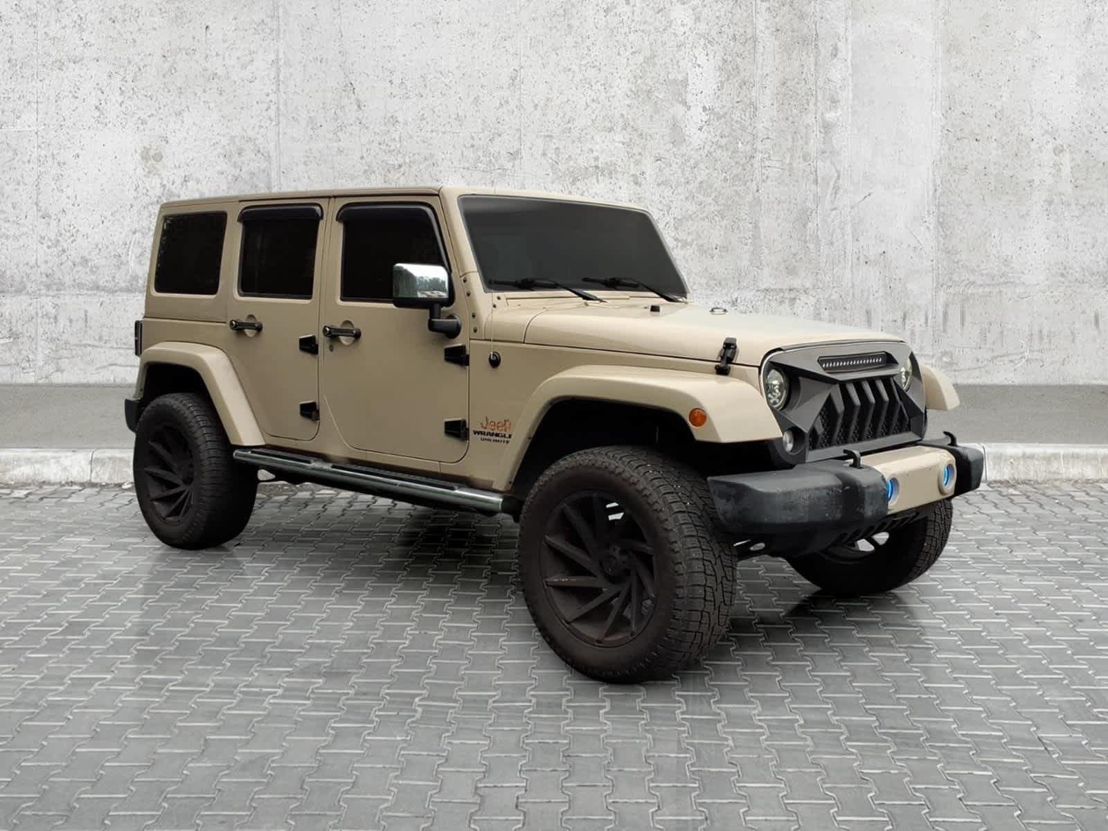 Used 2016 Jeep Wrangler Unlimited Sahara w/ Mopar Chrome Edition Group AWD/4WD image 2
