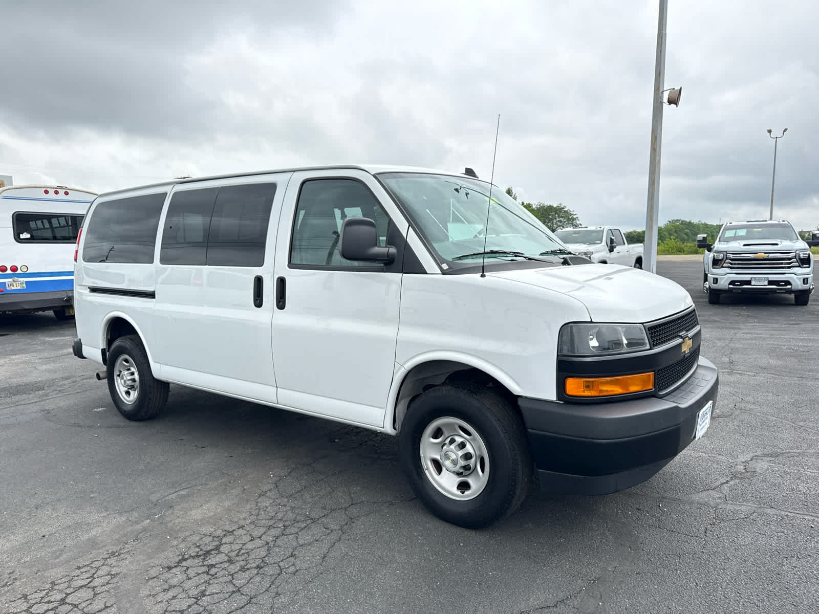 Certified 2023 Chevrolet Express 3500 LS RWD image 7