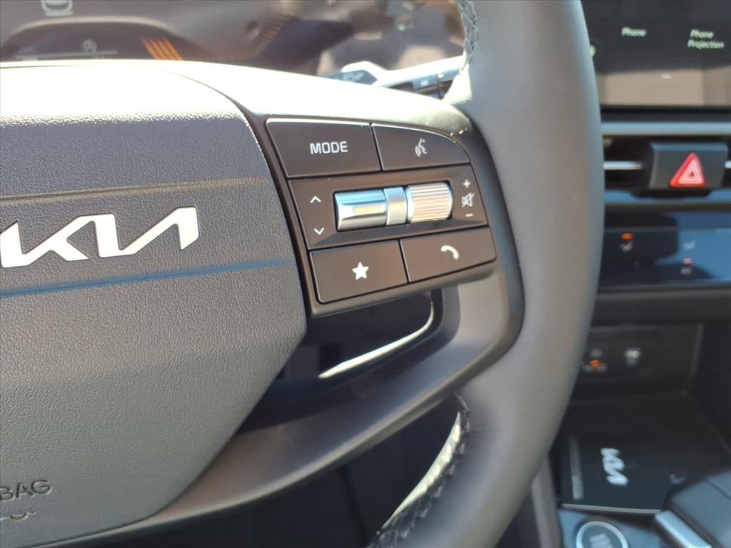 New 2026 Kia Sportage LX image 21