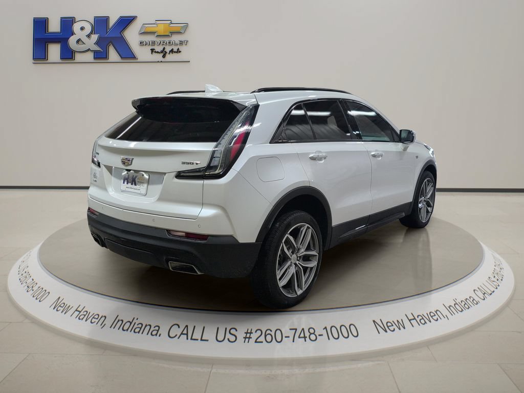 Used 2022 Cadillac XT4 Sport w/ Sun And Sound Package AWD/4WD image 6