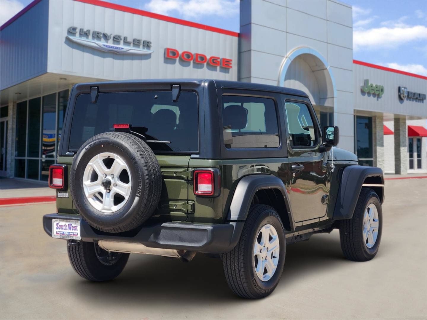 Used 2022 Jeep Wrangler Sport AWD/4WD image 5