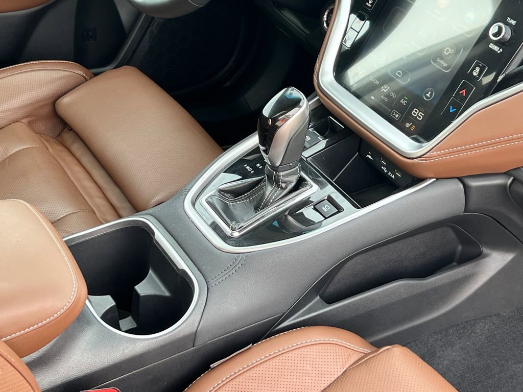 Used 2020 Subaru Outback Touring image 14