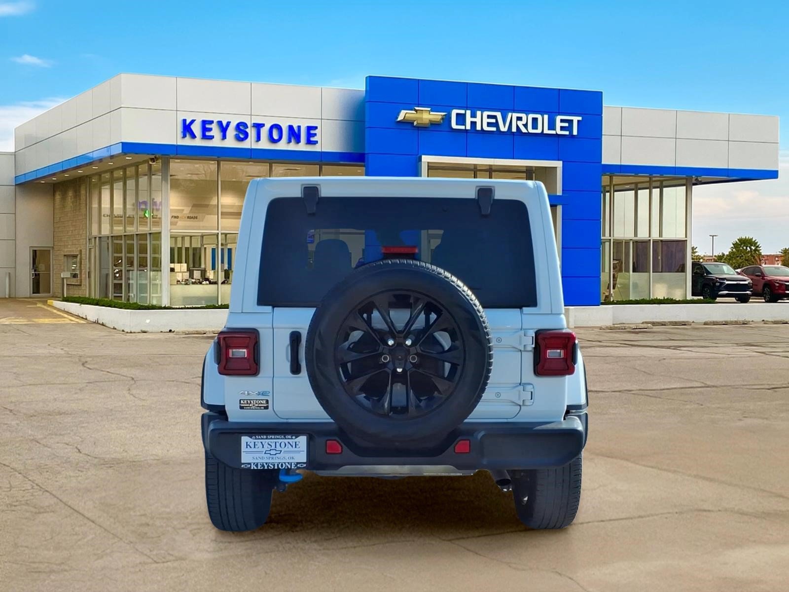 Used 2024 Jeep Wrangler Unlimited Sahara AWD/4WD image 6