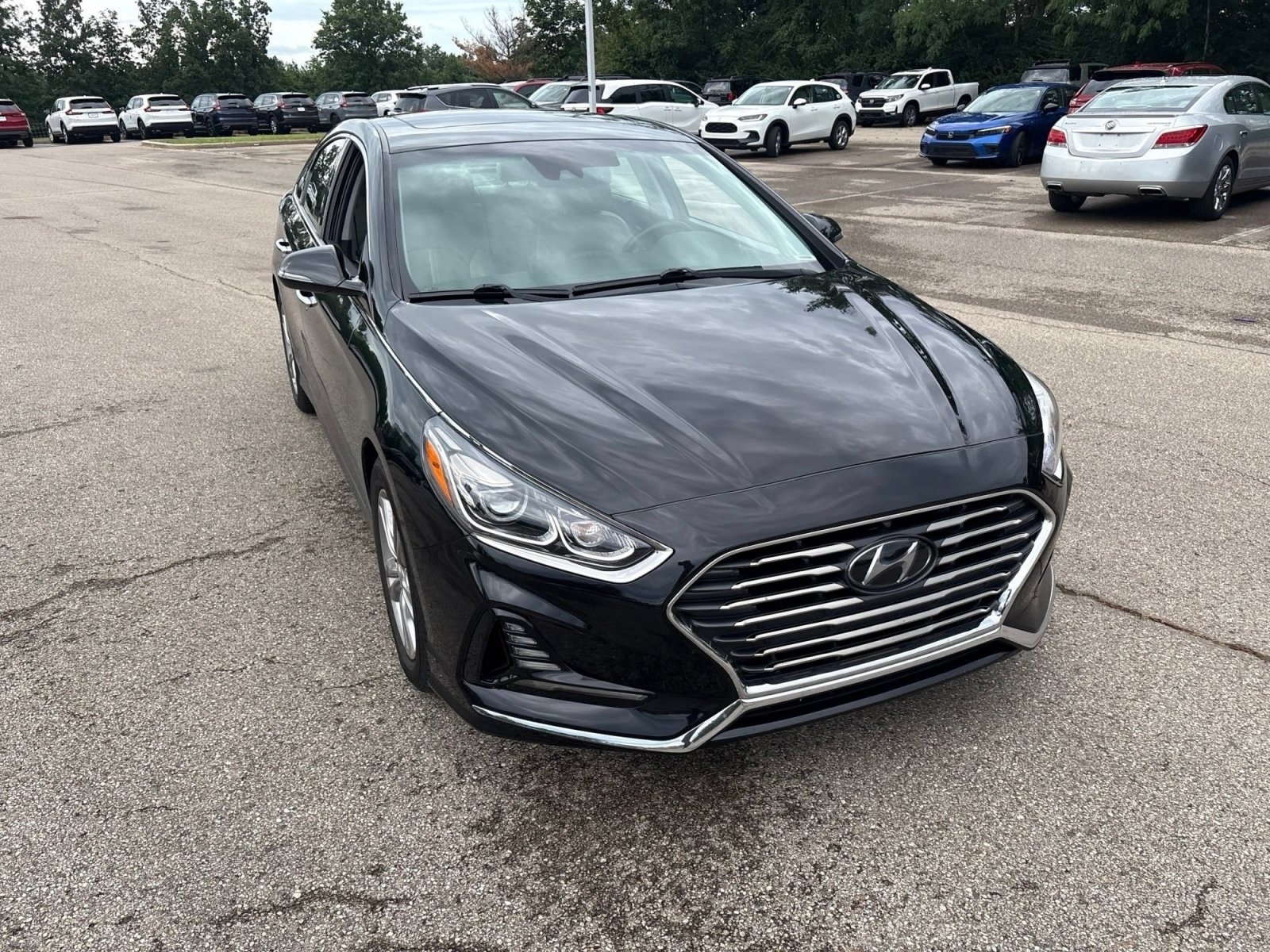 Used 2018 Hyundai Sonata Limited w/ Limited Ultimate Package 03 FWD image 16