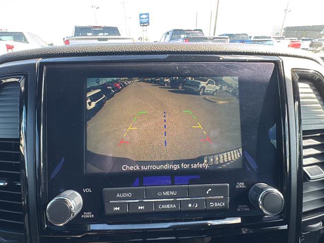 Used 2024 Nissan Titan SV image 20