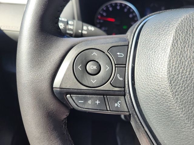 Used 2022 Toyota RAV4 XLE Premium AWD/4WD image 21