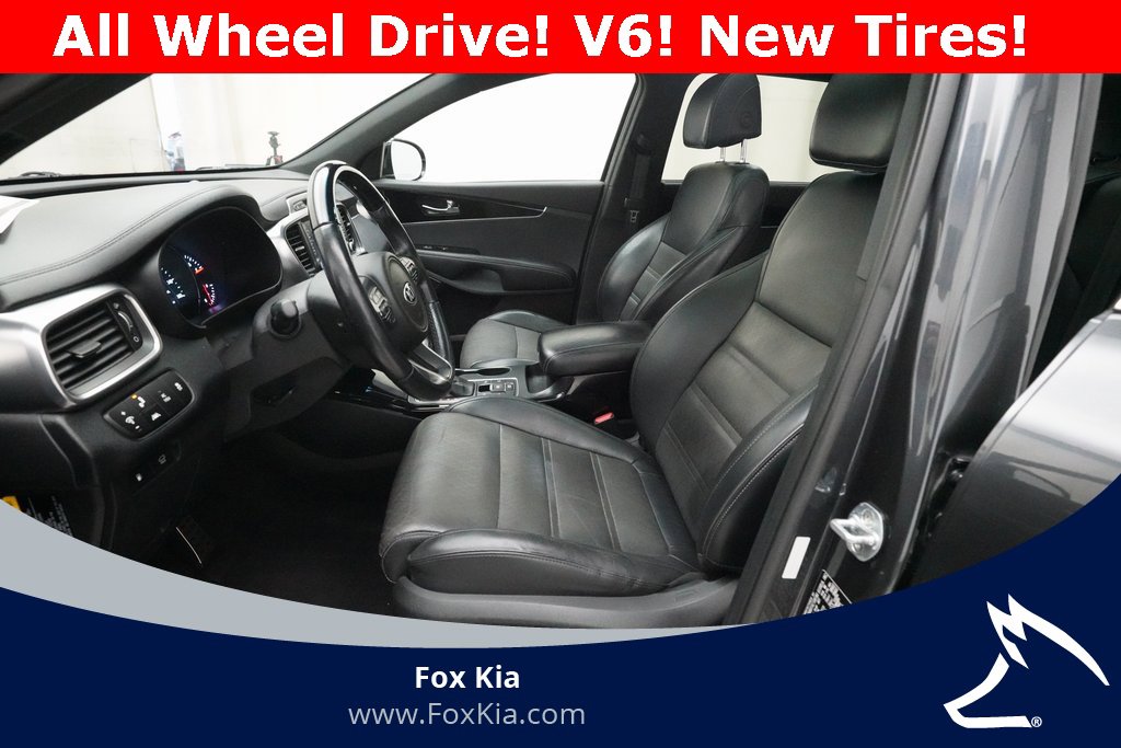 Used 2017 Kia Sorento SX image 7