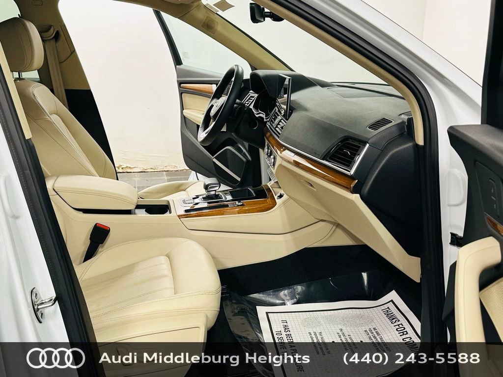 Certified 2023 Audi Q5 2.0T Premium Plus w/ Premium Plus Package image 9