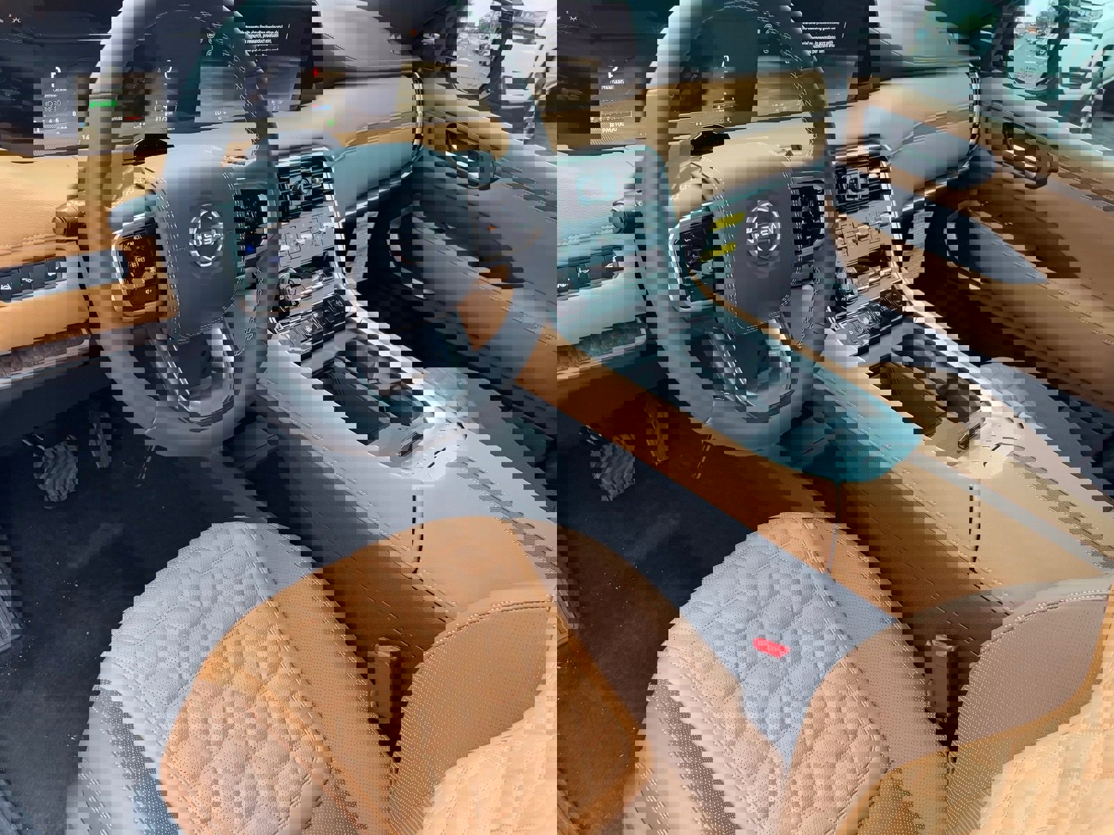 New 2026 Nissan Armada Platinum Reserve image 18