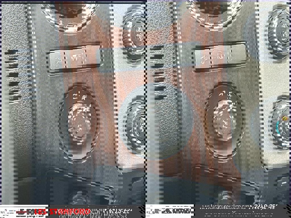 Used 2014 Ford F350 Lariat w/ Lariat Ultimate Package image 30