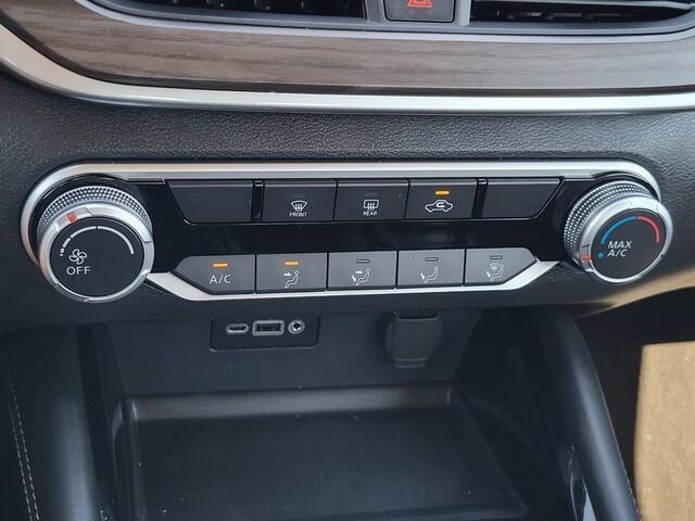Used 2023 Nissan Altima 2.5 SV image 23