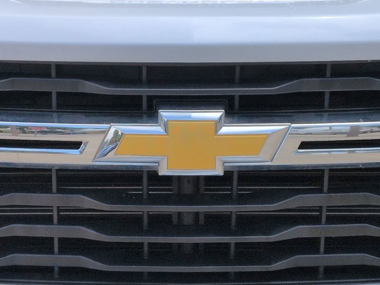 Used 2024 Chevrolet Silverado 2500 LT AWD/4WD image 5