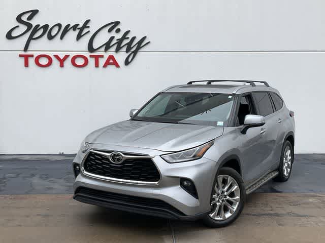 Used 2024 Toyota Highlander Limited AWD/4WD video 1