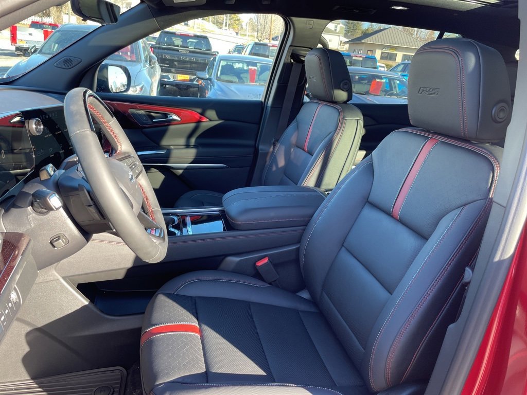 New 2026 Chevrolet Traverse RS image 3