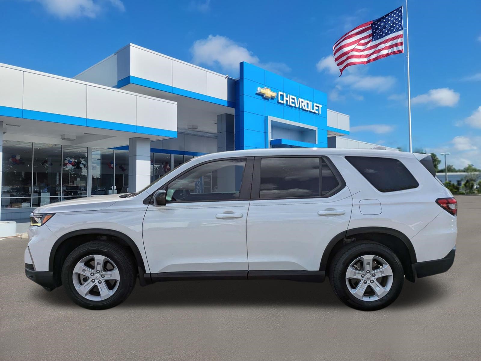 Used 2023 Honda Pilot LX image 6
