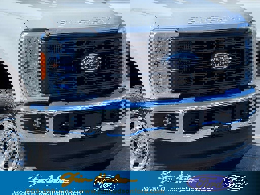 New 2026 Ford F350 XL w/ XL Driver Assist Package image 4
