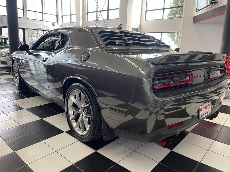 Used 2019 Dodge Challenger R/T w/ Plus Package image 4