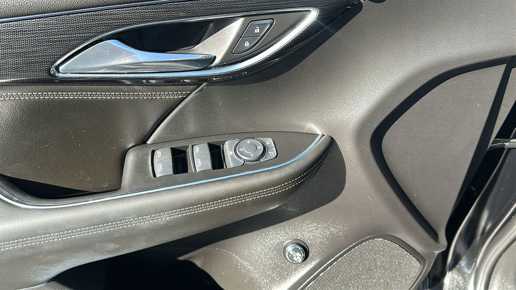Used 2023 Buick Envision Preferred image 12