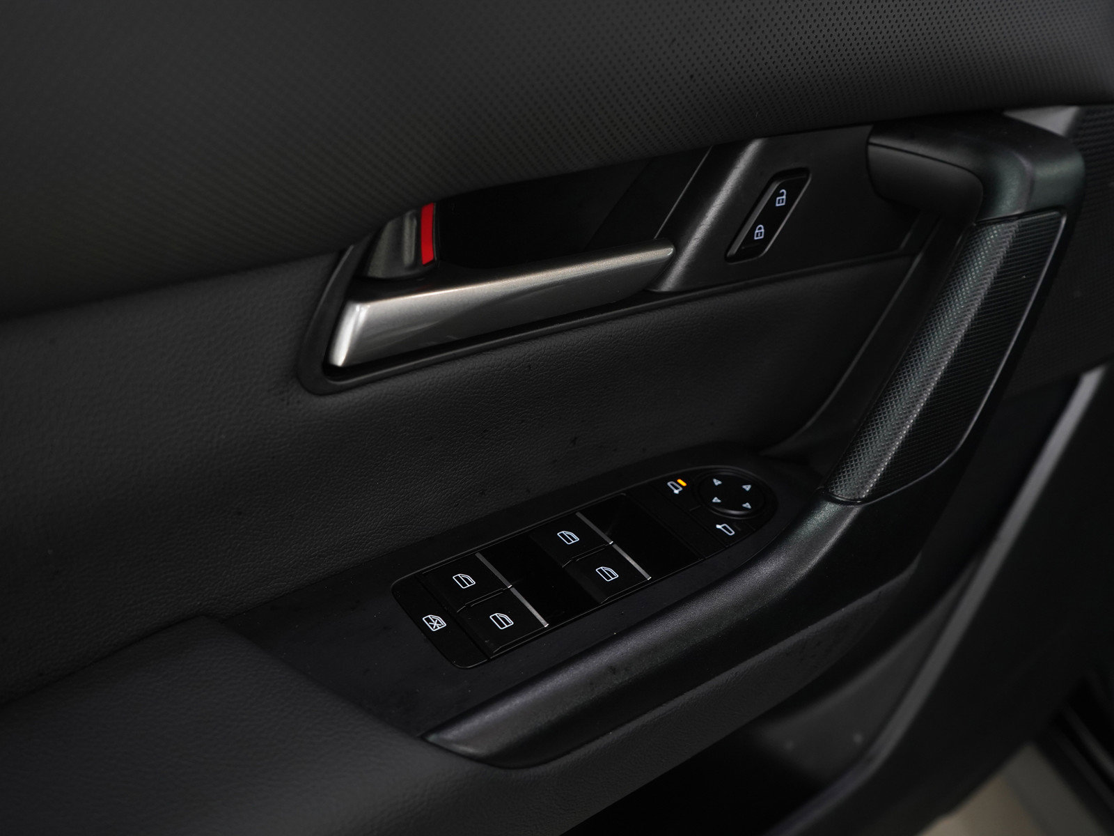 Used 2025 MAZDA CX-50 AWD 2.5 S w/ Weather Package image 21