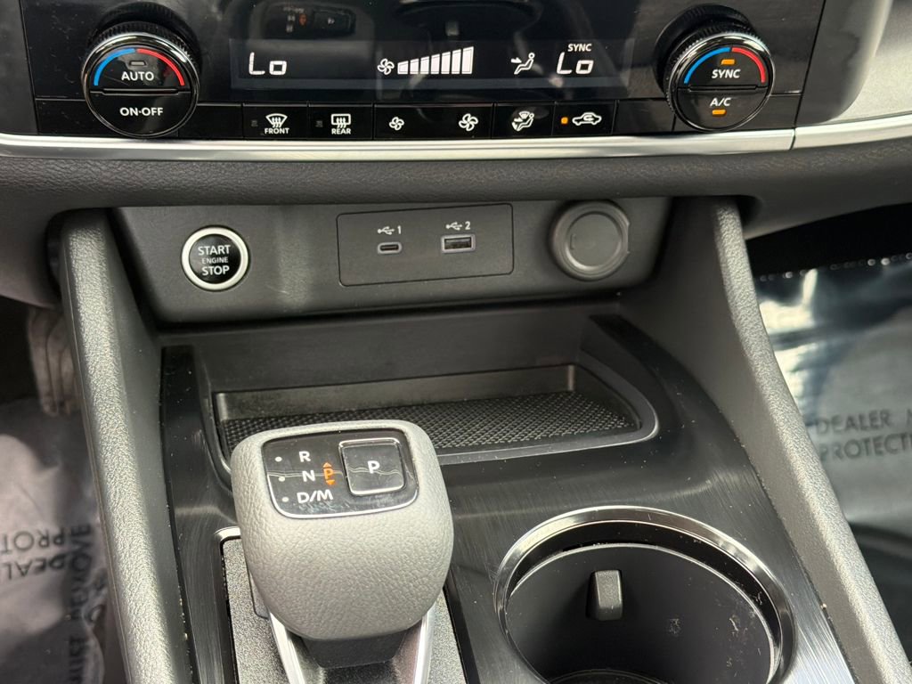 Certified 2023 Nissan Rogue SV FWD image 29