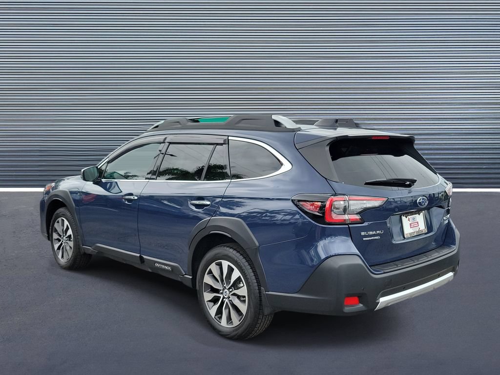 Certified 2025 Subaru Outback Touring w/ Popular Package #2 AWD/4WD image 4