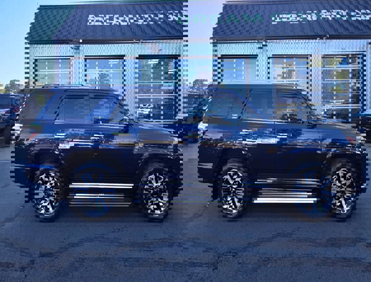 Used 2015 Toyota 4Runner Limited image 2