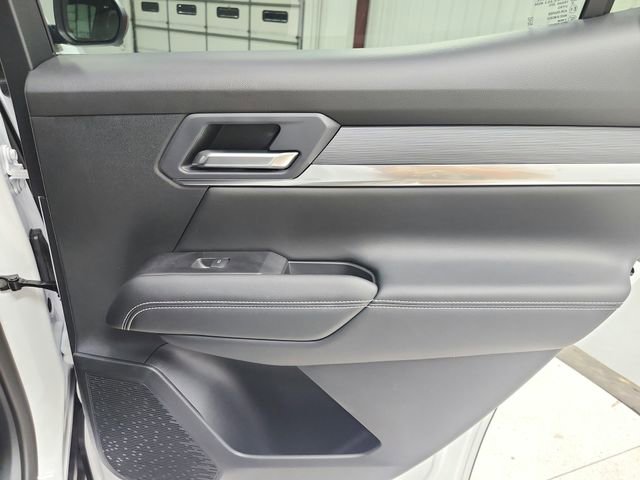 New 2026 GMC Terrain Elevation w/ Technology Package II FWD image 39