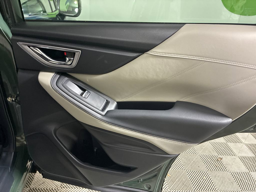 Used 2023 Subaru Forester Limited AWD/4WD image 30