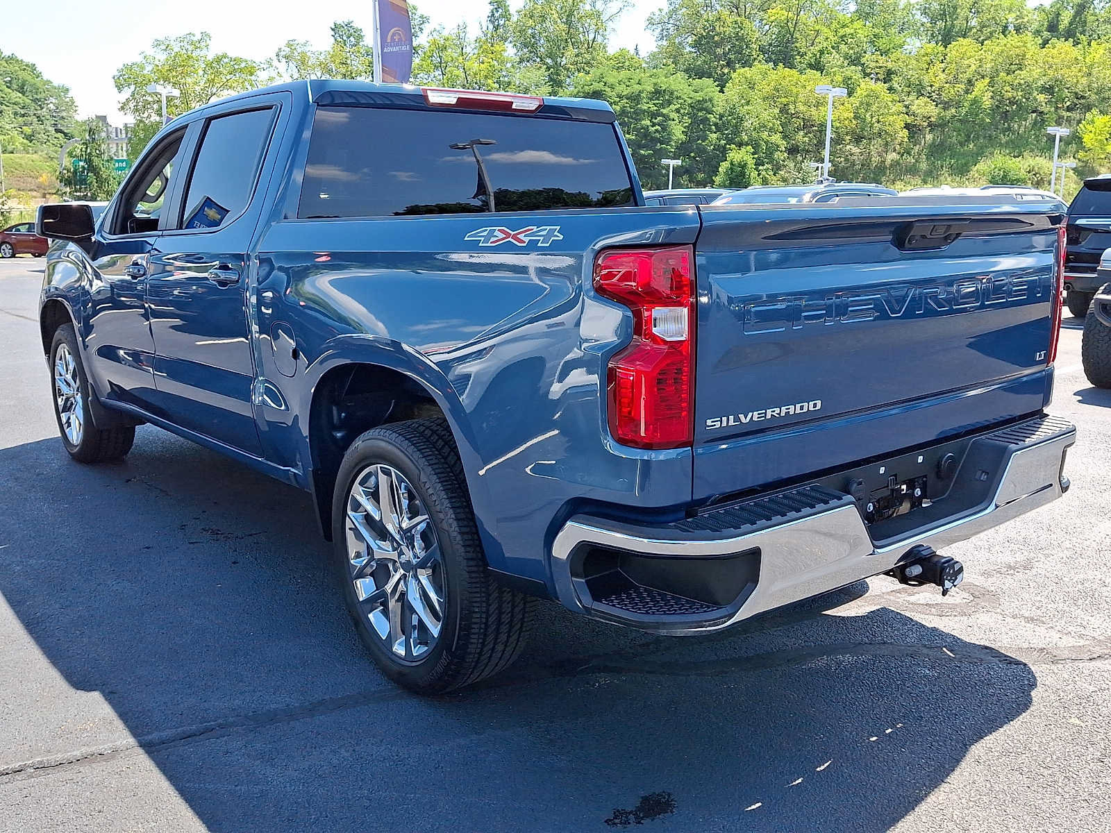 Used 2024 Chevrolet Silverado 1500 LT w/ LPO, Chrome Package AWD/4WD image 4