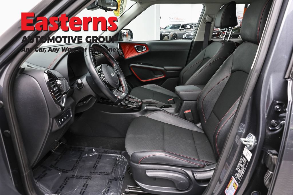 Used 2023 Kia Soul GT-Line FWD image 15