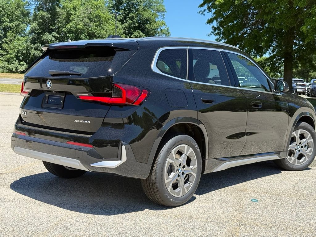 New 2026 BMW X1 xDrive28i w/ Convenience Package AWD/4WD image 5