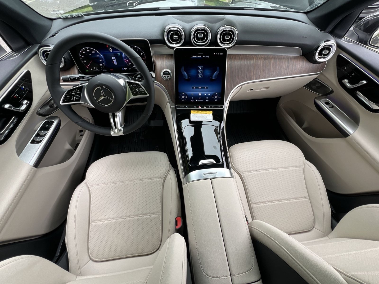 New 2026 Mercedes-Benz GLC 300 4MATIC image 13