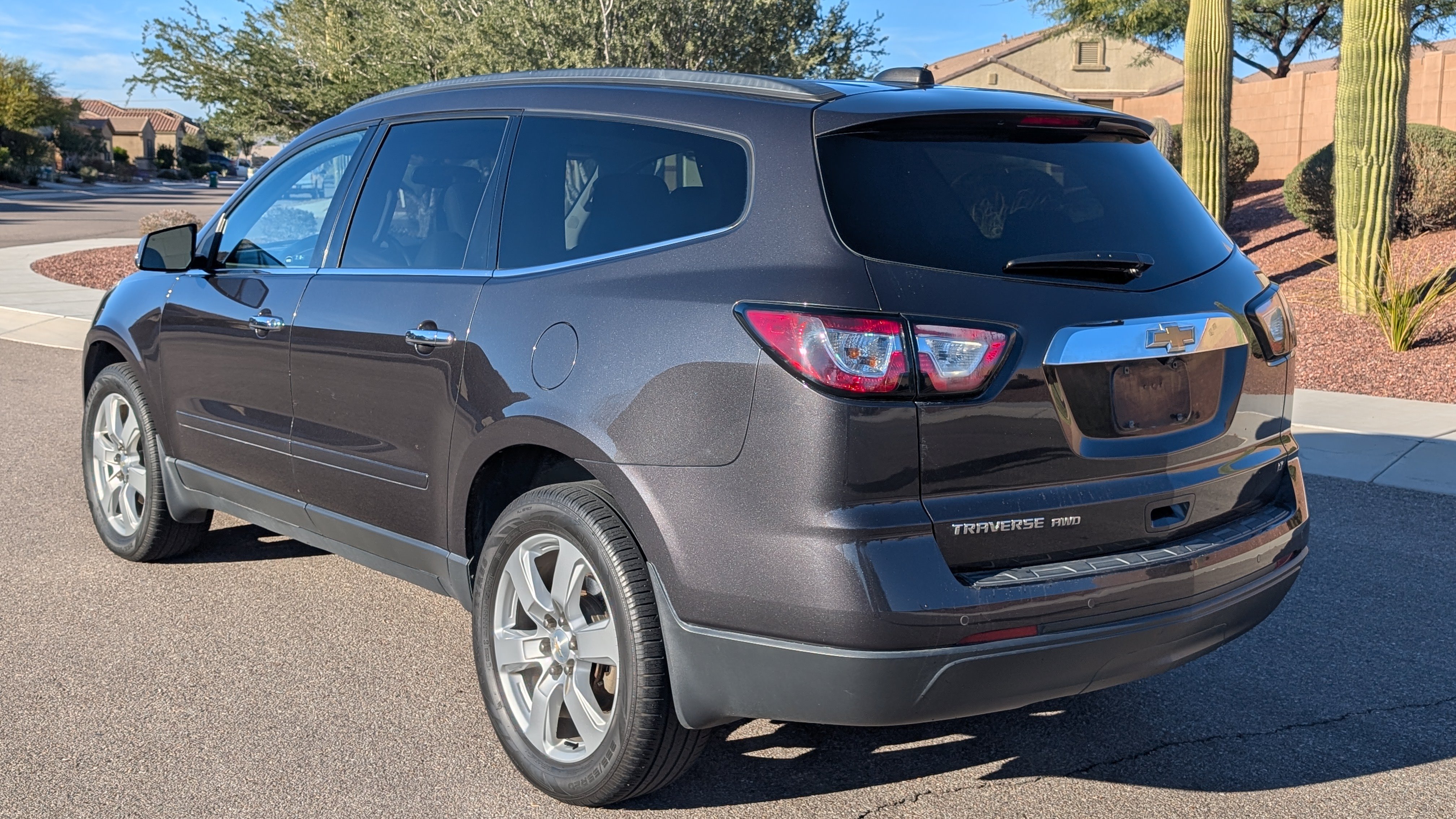 Used 2017 Chevrolet Traverse LT w/ Style and Technology Package AWD/4WD image 10