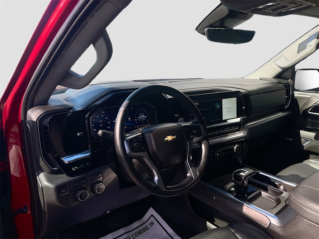 Used 2024 Chevrolet Silverado 1500 LTZ w/ Technology Package image 9
