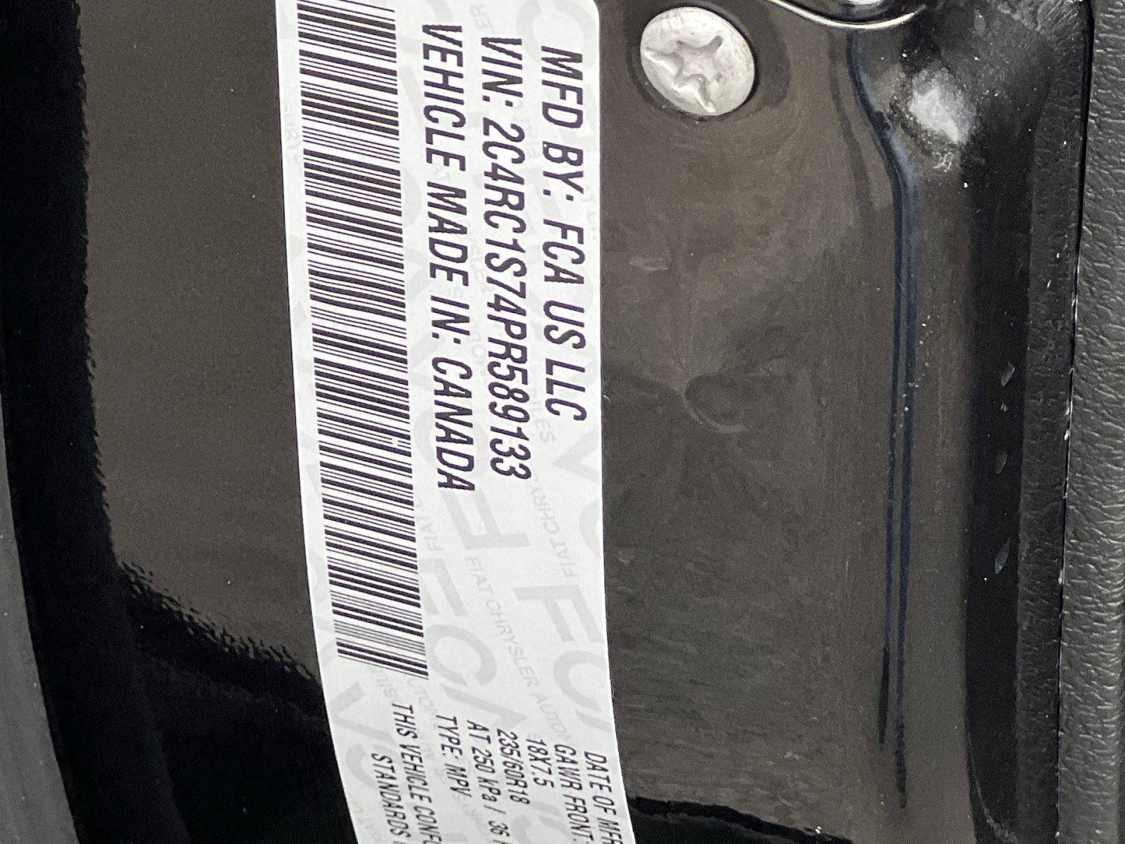 Used 2023 Chrysler Pacifica Limited w/ S Appearance Package FWD image 31