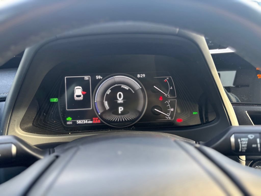 Used 2023 Lexus UX 250h AWD w/ Accessory Package (A2) image 18
