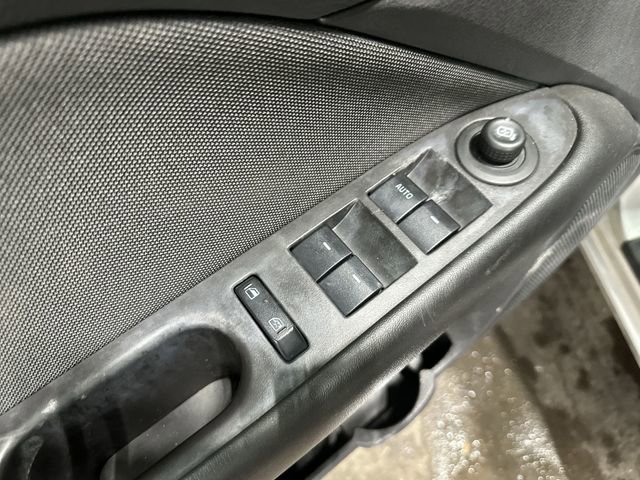 Used 2012 Ford Fusion SE image 19