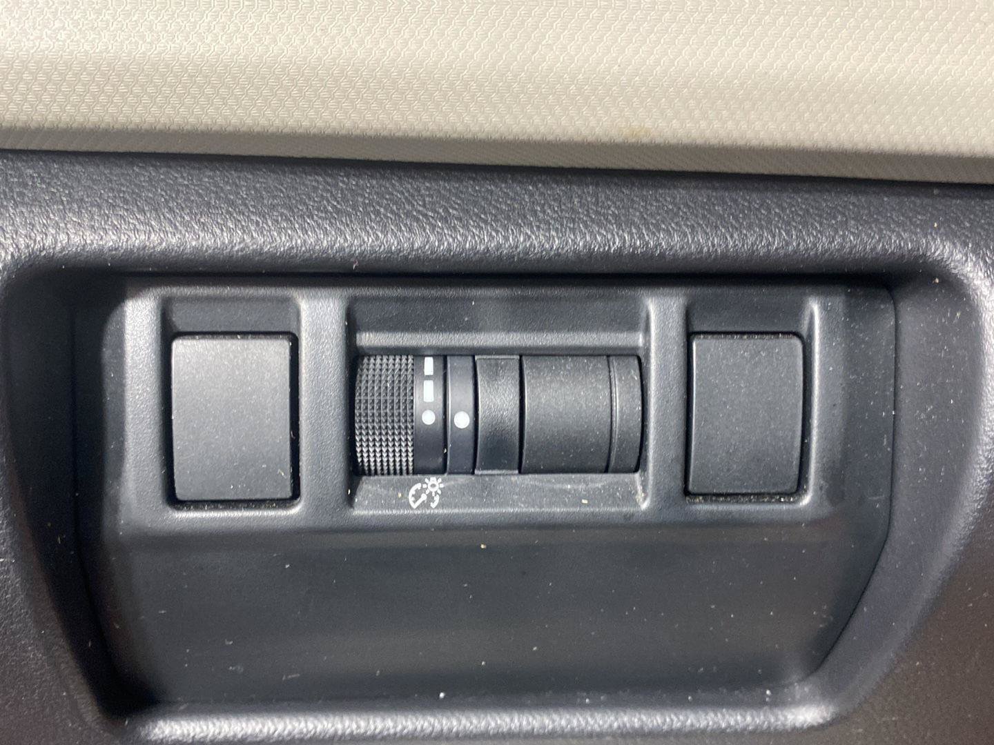 Used 2025 Subaru Forester AWD/4WD image 24